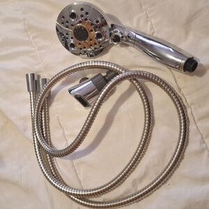 Handheld shower handle and hose